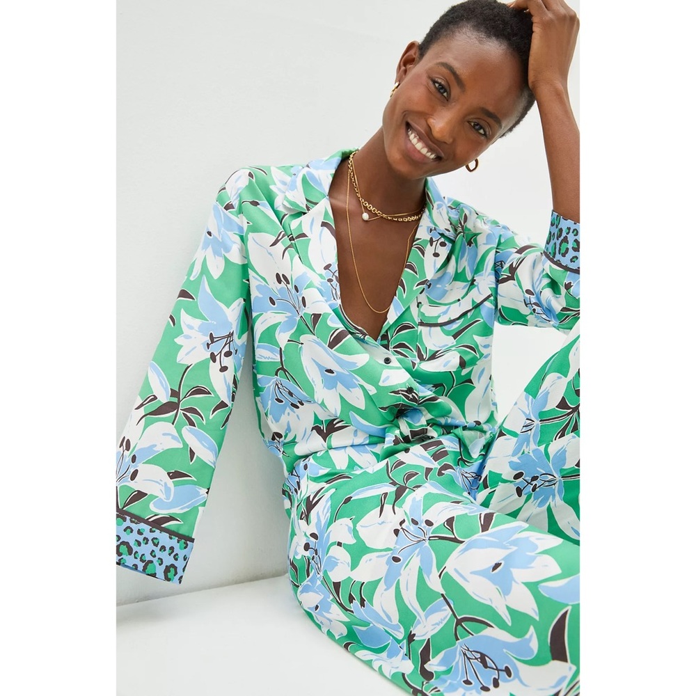 Anthropologie Maeve Floral Tuileries Buttondown Top